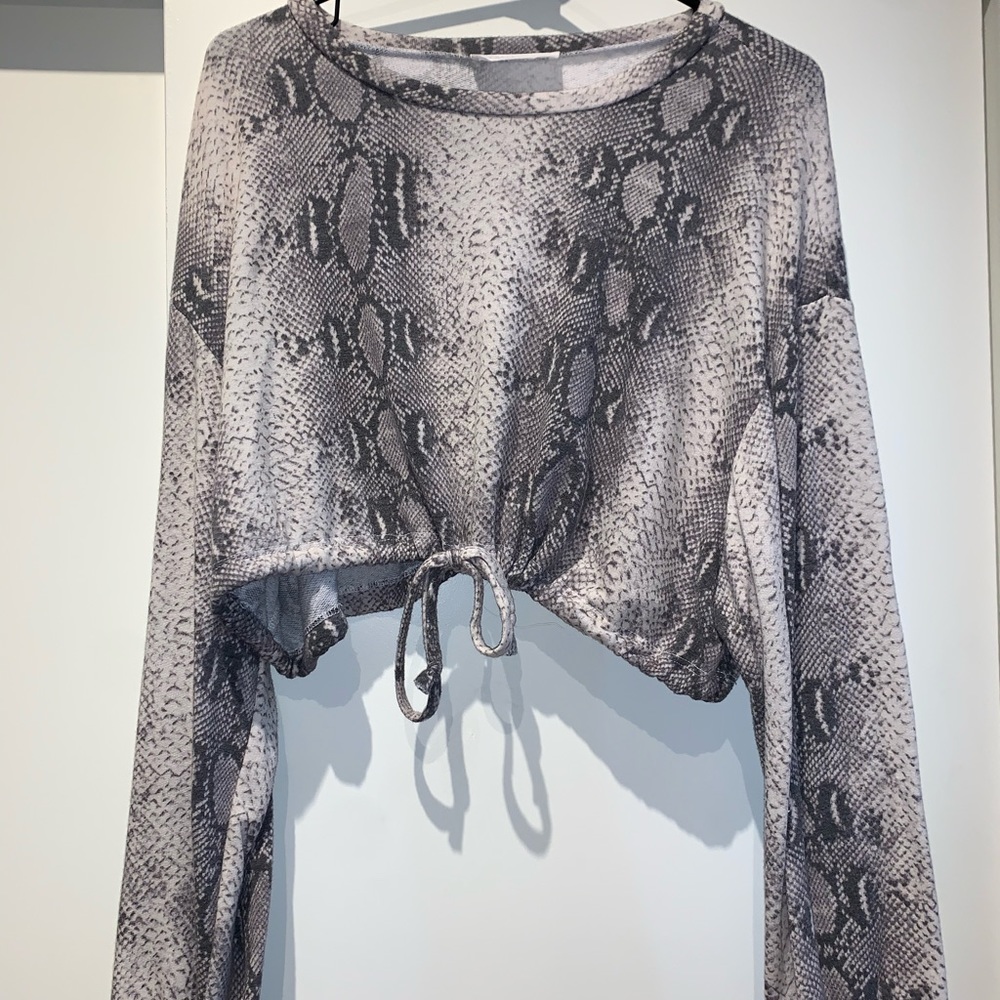 Long sleeve shirt